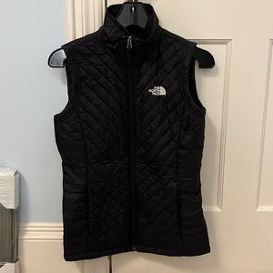 North face vest
